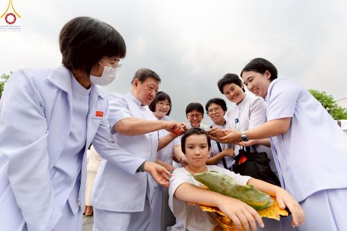 ภาพ No.213641:วันอาทิตย์ที่ 30 มีนาคม พ.ศ. 2568 พิธีตัดปอยผม โครงการหน่อแก้วเปรียญธรรม รุ่นที่ 13 ณ ค่ายจองแชมป์ หมู่กุฏิสามเณรเปรียญธรรม วัดพระธรรมกาย