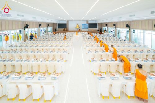 ภาพ No.212412:วันเสาร์ที่ 22 มีนาคม พ.ศ. 2568 พิธีถวายสังฆทานแด่คณะสงฆ์ 323 วัด ปีที่ 21 ครั้งที่ 175 พิธีมอบกองทุนหนุนแรงใจช่วยครูใต้ ปีที่ 18 ครั้งที่ 139 และพิธีทำบุญอุทิศส่วนกุศลให้ผู้วายชนม์ ณ ศูนย์ปฏิบัติธรรมภาคใต้ อำเภอบางกล่ำ จังหวัดสงขลา