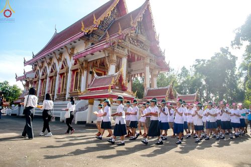 ภาพ No.196809:พิธีทอดผ้าป่าทำนุบำรุงศาสนสถาน ณ วัดโพธิ์เอน ต.บางขุนกอง อ.บางกรวย จ.นนทบุรี ในโครงการธรรมยาตรา กตัญญูบูชา มหาปูชนียาจารย์ พระมงคลเทพมุนี(สด จนฺทสโร) พระผู้ปราบมาร อนุสรณ์สถาน 7 แห่ง ปีที่ 13 วันที่ 17 มกราคม พ.ศ. 2568