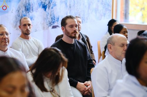 ภาพ No.94558:พิธีทอดกฐินวัดพระธรรมกายสวิตเซอร์แลนด์ วันอาทิตย์ที่ 12 พฤศจิกายน พ.ศ. 2566 ณ หอประชุม Schulhaus Obergoldbach