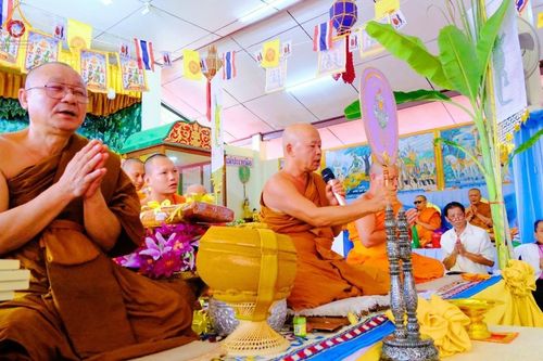 ภาพ No.166950:พิธีทอดกฐิน ณ วัดแม่ปะเหนือ อ.แม่ปะ จ.ตาก ในโครงการกฐินสามัคคีทั่วไทย 30,000 วัด บูชาธรรม 80 ปี หลวงพ่อธัมมชโย โดยคณะศิษยานุศิษย์วัดพระธรรมกาย วันที่ 24 ตุลาคม พ.ศ. 2567