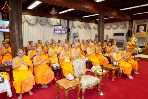 ภาพ No.270770:วันที่ 18 พฤศจิกายน พ.ศ. 2568 วัดพระธรรมกาย เป็นเจ้าภาพบำเพ็ญกุศล  คุณยายอาจารย์ ดร.ตรีธา เนียมขำ  อดีตนายกสมาคมศิษย์หลวงพ่อวัดปากน้ำ ณ ศาลาสตมานุสรณ์ (ศาลาเรือนไทย) วัดปากน้ำ  พระอารามหลวง เขตภาษีเจริญ กรุงเทพมหานคร
