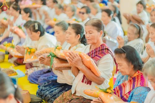 ภาพ No.179167:พิธีทอดกฐิน ณ วัดปราโมทย์อันธวัน อ.เมือง จ.นครพนม ในโครงการกฐินสามัคคีทั่วไทย 30,000 วัด บูชาธรรม 80 ปี หลวงพ่อธัมมชโย โดยคณะศิษยานุศิษย์วัดพระธรรมกาย วันที่ 23 ตุลาคม พ.ศ. 2567