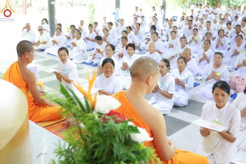 ภาพ No.154985:โครงการอุบาสกแก้ว อุบาสิกาแก้ว รุ่นที่ 2 ตัวแทนทอดกฐินสามัคคีทั่วไทย 30,000 วัด บูชาธรรม 80 ปี หลวงพ่อธัมมชโย จังหวัดบุรีรัมย์ ระหว่างวันที่ 13-15 กันยายน พ.ศ. 2567