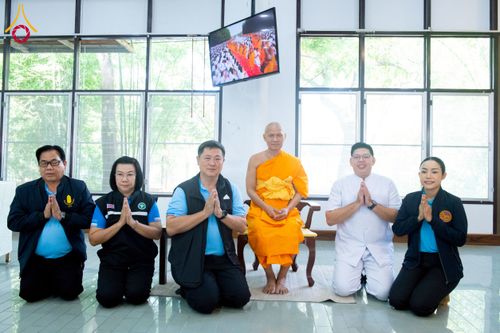 ภาพ No.259682:วันที่ 24 ตุลาคม พ.ศ. 2568 รพ.สต.คลองหนึ่ง อ.คลองหลวง สังกัด อบจ.ปทุมธานี จัดประชุมและมอบครุภัณฑ์ทางการแพทย์ เสริมพลัง อสม. ขับเคลื่อนสุขภาพชุมชนอย่างยั่งยืน ณ วัดพระธรรมกาย