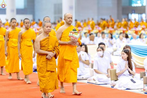 ภาพ No.236196:วันที่ 3 สิงหาคม พ.ศ. 2568 พิธีมุทิตาสักการะพระภิกษุ ผู้สอบได้เปรียญธรรม 9 ประโยค ระดับโลก ปีที่ 37, พิธีมอบโล่และทุนการศึกษา สำนักเรียนบาลีดีเด่นทั่วประเทศ ณ ห้องแก้วสารพัดนึก 1 วัดพระธรรมกาย