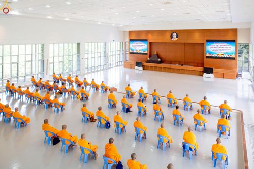 ภาพ No.239877:วันที่ ๒๒ - ๒๔ สิงหาคม พ.ศ. ๒๕๖๘ สัมมนารวมใจผู้นำบุญ บูชาธรรม ๘๑ ปี หลวงพ่อธัมมชโย กฐินสามัคคีทั่วไทย ๓๐,๐๐๐ วัด โครงการอุปสมบทบูชาธรรมมหาปูชนียาจารย์ ๓,๐๐๐ รูป รุ่นที่ ๑