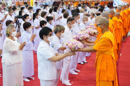 ภาพ No.76990:พิธีหล่อพระบรมพุทธเจ้า ในวันมาฆบูชา อาทิตย์ต้นเดือนที่ 6 มีนาคม พ.ศ. 2566 ณ วัดพระธรรมกาย จ.ปทุมธานี