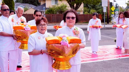 ภาพ No.239660:วันอาทิตย์ ที่ 17 สิงหาคม พ.ศ. 2568 พิธีทอดผ้าป่าฉลองครบรอบ 27 ปี วัดพระธรรมกายซีแอตเติล รัฐวอชิงตัน ประเทศสหรัฐอเมริกา