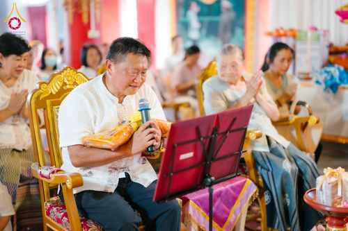 ภาพ No.169274:พิธีทอดกฐิน ณ วัดพุทธนิมิตร จ.เชียงใหม่ ในโครงการกฐินสามัคคีทั่วไทย 30,000 วัด บูชาธรรม 80 ปี หลวงพ่อธัมมชโย โดยคณะศิษยานุศิษย์วัดพระธรรมกาย วันที่ 24 ตุลาคม พ.ศ. 2567