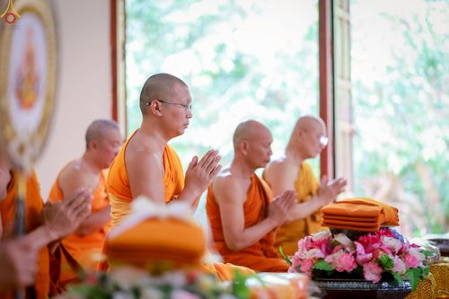 ภาพ No.251007:วันที่ 9 ตุลาคม พ.ศ. 2568 พิธีทอดกฐินสามัคคีทั่วไทย 30,000 วัด โดยคณะศิษยานุศิษย์ บูชาธรรม 81 ปี หลวงพ่อธัมมชโย ณ วัดห้วยน้ำริน ต.ร่องจิก อ.ภูเรือ จ.เลย