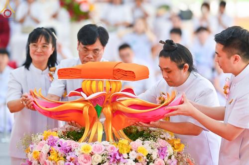 ภาพ No.171326:พิธีทอดกฐินพระนานาชาติเพื่อสร้างทุกสิ่ง  ณ ศูนย์ฝึกอบรมพุทธบุตรนานาชาติ อ.กบินทร์บุรี จ.ปราจีนบุรี วันที่ 27 ตุลาคม พ.ศ. 2567