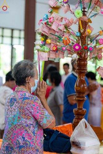 ภาพ No.165952:พิธีทอดกฐิน ณ วัดท่าเรือ ต.ท่าเรือ อ.ท่ามะกา จ.กาญจนบุรี ในโครงการกฐินสามัคคีทั่วไทย 30,000 วัด บูชาธรรม 80 ปี หลวงพ่อธัมมชโย โดยคณะศิษยานุศิษย์วัดพระธรรมกาย วันที่ 20 ตุลาคม พ.ศ. 2567