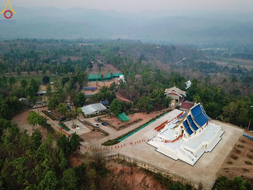 ภาพ No.62232:Photo Story  มหัศจรรย์วัดดงดินแดง Episode 4 กิจกรรมตักบาตรฉลองพระ-เณรกว่า 500 รูป