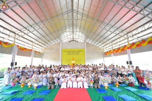 ภาพ No.94049:พิธีทอดกฐินสามัคคี เพื่อสร้างอาคารปฏิบัติธรรม พระมงคลเทพมุนี (สด จนฺทสโร) ณ ธุดงคสถานเขาย้อย ต.สระพัง อ. เขาย้อย จ.เพชรบุรี วันอาทิตย์ที่ 12 พฤศจิกายน พ.ศ. 2566