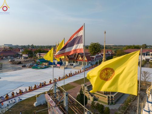 ภาพ No.110373:พิธีต้อนรับพระธรรมยาตรา ในโครงการธรรมยาตรากตัญญูบูชา มหาปูชนียาจารย์ พระมงคลเทพมุนี(สด จนฺทสโร) พระผู้ปราบมาร อนุสรณ์สถาน 7 แห่ง ปีที่ 12 วันที่ 11 มกราคม พ.ศ. 2567 ณ อนุสรณ์สถานลำดับที่ 3 สถานที่เกิดใหม่ในเพศสมณะ วัดสองพี่น้อง จ.สุพรรณบุรี