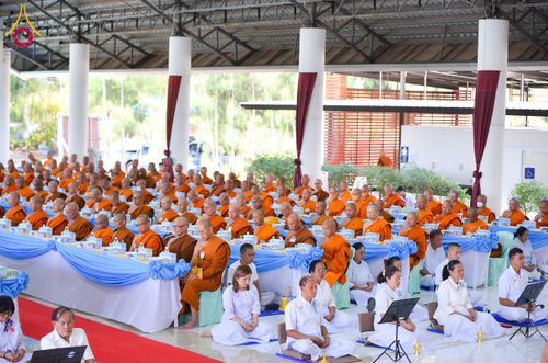 ภาพ No.175557:พิธีถวายมหาสังฆทาน 348 วัด ฉลองครบรอบ 8 ปี ธุดงค์สถานอำนาจเจริญ บูชาธรรม 80 ปี หลวงพ่อธัมมชโย วันที่ 17 พฤศจิกายน พ.ศ. 2567