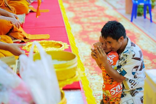 ภาพ No.272480:วันที่ 1 พฤศจิกายน พ.ศ. 2568 พิธีทอดกฐินสามัคคีทั่วไทย ณ วัดโคกสว่าง ต.สำพันตา อ.นาดี จ.ปราจีนบุรี โดยคณะศิษยานุศิษย์ บูชาธรรม 81 ปี หลวงพ่อธัมมชโย