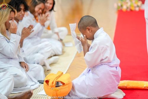 ภาพ No.149365:วัดพระธรรมกายลอนดอน สหราชอาณาจักร  ได้จัดพิธีบรรพชาสามเณรยุวธรรมทายาท  ในวันจันทร์ที่ 12 สิงหาคม พ.ศ. 2567