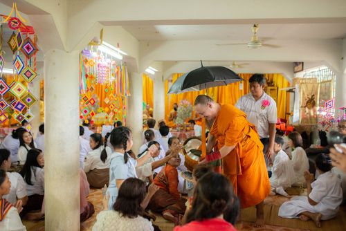 ภาพ No.177240:พิธีทอดกฐิน ณ วัดแถวอรัญญาวาส ต.หนองขาม อ.แก้งคร้อ จ.ชัยภูมิ ในโครงการทอดกฐินสามัคคีทั่วไทย 30,000 วัด บูชาธรรม 80 ปี หลวงพ่อธัมมชโย โดยคณะศิษยานุศิษย์วัดพระธรรมกาย วันที่ 30 ตุลาคม พ.ศ. 2567