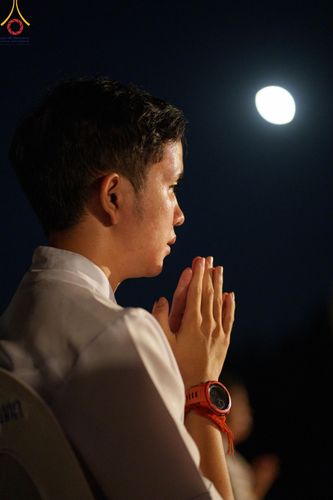 ภาพ No.175928:พิธีจุดประทีปโคมลาน, โคมลอยและลอยกระทง ถวายประทีปเป็นพุทธบูชา สร้างความสว่างไสวให้กับแผ่นดินด้วยแสงธรรม วันที่ 15 พฤศจิกายน พ.ศ. 2567 ณ พุทธอุทยานนานาชาติ อ.โพนพิสัย จ.หนองคาย