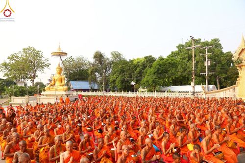 ภาพ No.135376:โครงการตักบาตรข้าวสารอาหารแห้งพระภิกษุสามเณร ๑,๐๐๐ รูป วันอังคารที่ ๙ เมษายน พ.ศ.๒๕๖๗ ณ ถนนหน้าที่ว่าการอำเภอคลองขลุง (เส้นเลียบแม่น้ำปิง) ตำบลคลองขลุง อำเภอคลองขลุง จังหวัดกำแพงเพชร