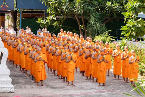 ภาพ No.102153:พิธีบรรพชาธรรมทายาท ในโครงการอุปสมบทหมู่ รุ่นบูชาธรรมมหาปูชนียาจารย์ ณ วัดเขาตะแบก อ.ศรีราชา จ.ชลบุรี วันเสาร์ที่ 9 ธันวาคม พ.ศ. 2566