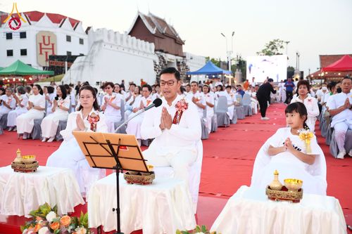 ภาพ No.312700:วันอาทิตย์ที่ 8 มีนาคม พ.ศ.2569 ทำบุญเมืองนครราชสีมา 558 ปี ตักบาตรพระ 10,000 รูป (ภาพชุดที่ 2)