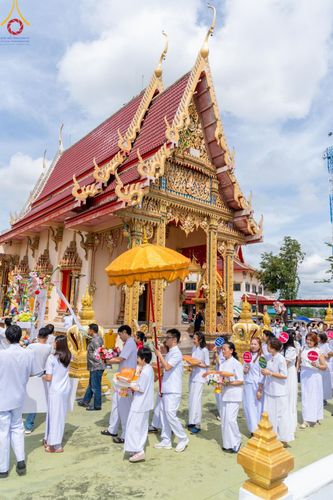 ภาพ No.165326:พิธีทอดกฐิน ณ วัดตระพัง ต.เชียงรากใหญ่  อ.สามโคก จ.ปทุมธานี ในโครงการกฐินสามัคคีทั่วไทย 30,000 วัด บูชาธรรม 80 ปี หลวงพ่อธัมมชโย โดยคณะศิษยานุศิษย์วัดพระธรรมกาย วันที่ 20 ตุลาคม พ.ศ. 2567