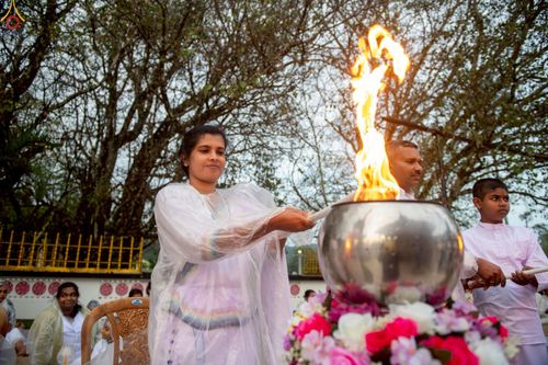 ภาพ No.229937:วันที่ 4 และ 12 พฤษภาคม พ.ศ. 2568 พิธีจุดวิสาขประทีป ถวายเป็นพุทธบูชา ณ วัดสุภัทรารามา มหาวิหาร เมืองบาดุลลา ประเทศศรีลังกา