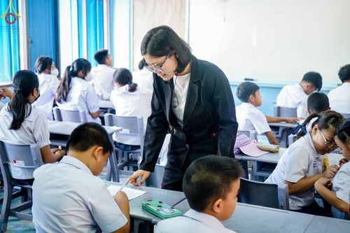 ภาพ No.104781:วันรวมพลังเด็กดี V-star ผู้นำฟื้นฟูศีลธรรมโลก จังหวัดพังงา วันที่ 22 ธันวาคม พ.ศ. 2566 ณ โรงเรียนอนุบาลพังงา