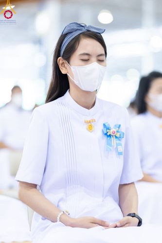 ภาพ No.99708:พิธีปฏิบัติธรรมและพิธีบูชาข้าวพระ ในวันอาทิตย์ต้นเดือนที่ 3 ธันวาคม พ.ศ. 2566 ณ สภาธรรมกายสากล วัดพระธรรมกาย จ.ปทุมธานี