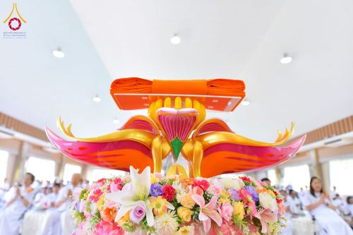 ภาพ No.171445:พิธีทอดกฐิน ณ ศูนย์พนมสารคาม ฉะเชิงเทรา ในโครงการกฐินสามัคคีทั่วไทย 30,000 วัด บูชาธรรม 80 ปี หลวงพ่อธัมมชโย โดยคณะศิษยานุศิษย์วัดพระธรรมกาย วันที่ 26 ตุลาคม พ.ศ. 2567