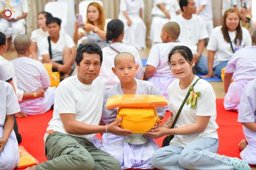 ภาพ No.133603:พิธีบรรพชาสามเณร ณ ศูนย์ปฏิบัติธรรมเขาคิชฌกูฏ จ.จันทบุรี วันที่ 4 เมษายน พ.ศ. 2567