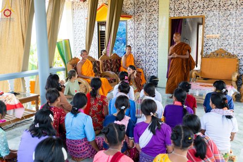 ภาพ No.127153:Photo Story ปฐมบรรพชาชาวพุทธมาร์มา เริ่ม วันที่ 2 กุมภาพันธ์ พ.ศ. 2567 ณ วัดธัมจักร อรัญกุฏิ เมืองรัมการ์ คาร์กาชารี บังกลาเทศ