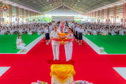 ภาพ No.265980:วันพุธที่ 5 พฤศจิกายน พ.ศ. 2568 (วันพระ ขึ้น 15 ค่ำ เดือน 12) พิธีทอดกฐิน ณ พุทธอุทยานนานาชาติ  อ.โพนพิสิย จ.หนองคาย