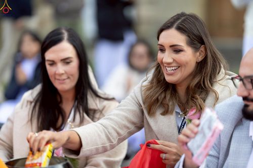 ภาพ No.270846:วันอาทิตย์ที่ 19 ตุลาคม พ.ศ. 2568 พิธีทอดกฐิน “หนึ่งไม่มีสอง” วัดพระธรรมกายนิวคาสเซิล เมืองนิวคาสเซิล ประเทศอังกฤษ 