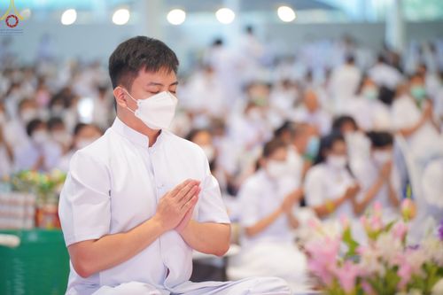 ภาพ No.75537:วัดพระธรรมกายจัด งานบุญวันอาทิตย์ต้นเดือน  มีกิจกรรมดังนี้ พิธีตักบาตร, พิธีบูชาข้าวพระ พระธรรมยาตรารับประกาศนียบัตร โครงการธรรมยาตราฯ ปีที่ 11 ในวันที่ 5 กุมภาพันธ์ พ.ศ. 2566 ณ วัดพระธรรมกาย อ.คลองหลวง จ.ปทุมธานี