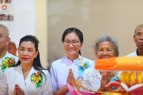 ภาพ No.97931:พิธีทอดกฐินสามัคคีทั่วไทย 5,000 วัด ณ ศูนย์ปฎิบัติธรรมแม่สรวย จ.เชียงราย วันที่ 19 พฤศจิกายน พ.ศ. 2566