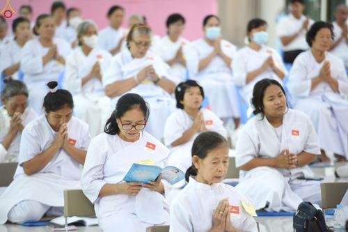 ภาพ No.246437:วันที่ 12-14 กันยายน พ.ศ. 2568 โครงการบวชอุบาสกแก้ว อุบาสิกาแก้ว รุ่นที่ 1 ผู้แทนทอดกฐินสามัคคีทั่วไทย 30,000 วัด จ.สระบุรี บูชาธรรม 81 ปี หลวงพ่อธัมมชโย ณ ศูนย์ปฏิบัติธรรมสระบุรี อ.พระพุทธบาท จ.สระบุรี