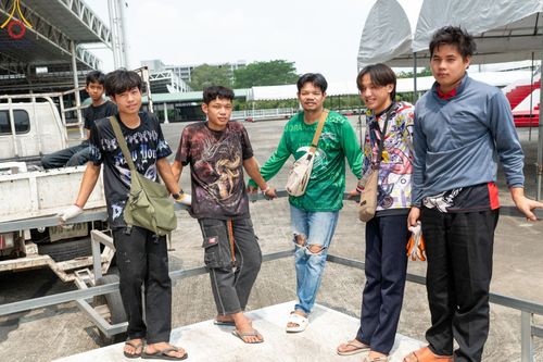 ภาพ No.60812:V.37 ยิ่งกว่าดี เพื่อ 80 ปีของพ่อ ภาพการเตรียมงานของหน่วยงานต่างๆ เพื่อพิธีฉลองอายุวัฒนมงคล 80 ปี หลวงพ่อธัมมชโย และรับถวายมหาสังฆทาน 10,000 กว่าวัดทั่วประเทศ ในวันคุ้มครองโลก วันจันทร์ที่ 22 เมษายน พ.ศ. 2567