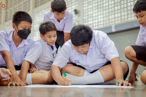 ภาพ No.246376:วันที่ 8-9 กันยายน พ.ศ. 2568 ศูนย์ปฏิบัติธรรมสมุทรปราการ นำทีมจัดอบรมโครงการอบรมคุณธรรม , จริยธรรม ในหัวข้อ การค้นพบศักยภาพในตนเอง เพื่อพัฒนานิสัย ผ่านนวัตกรรมความดีสากล ณ โรงเรียนวัดราษฎ์บูรณะ ต.บางปลา อ.บางพลี จ.สมุทรปราการ