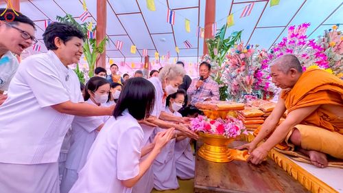 ภาพ No.95128:พิธีทอดกฐินสามัคคีทั่วไทย 5,000 วัด ณ วัดแสวงสามัคคีธรรม จ.ปทุมธานี วันที่ 18 พฤศจิกายน พ.ศ. 2566