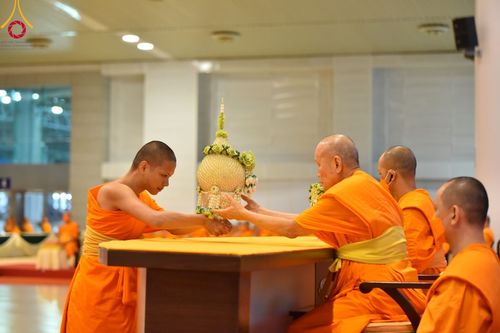 ภาพ No.95256:พิธีมุทิตาพระมหาเถระและพระเถระ ครั้งที่ 29 วันอาทิตย์ที่ 19 พฤศจิกายน พ.ศ. 2566 ณ ห้องแก้วสารพัดนึก สภาธรรมกายสากล วัดพระธรรมกาย