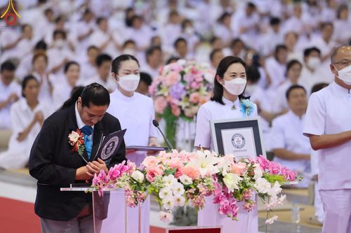 ภาพ No.124541:พิธีถวายรางวัล Guinness World Records "สถิตินั่งสมาธิและร่วมลงชื่อเพื่อสร้างสันติภาพโลก ด้วยจำนวนคนที่มากที่สุดในโลก" ณ สภาธรรมกายสากล วัดพระธรรมกาย วันมาฆบูชา เสาร์ที่ 24 กุมภาพันธ์ พ.ศ. 2567