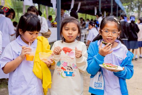 ภาพ No.274018:วันที่ 21 พฤศจิกายน พ.ศ. 2568 รวมพลังเด็กดี V-Star ผู้นำฟื้นฟูศีลธรรมโลก ประจำปี 2568 จังหวัดชลบุรี ณ ธุดงคสถานชลบุรี อำเภอศรีราชา จังหวัดชลบุรี