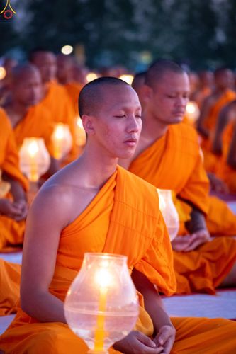 ภาพ No.302357:วันที่ 23 มกราคม พ.ศ. 2569 พิธีจุดประทีปธรรมถวายเป็นพุทธบูชา (ภาพชุดที่ 2) และบูชาธรรมมหาปูชนียาจารย์  ณ อนุสรณ์สถานลำดับที่ 5 สถานที่เผยแผ่วิชชาธรรมกายครั้งแรก อนุสรณ์สถานบางปลา วัดบางปลา อำเภอบางเลน จังหวัดนครปฐม ในโครงการธรรมยาตรา กตัญญูบูชา มหาปูชนีย