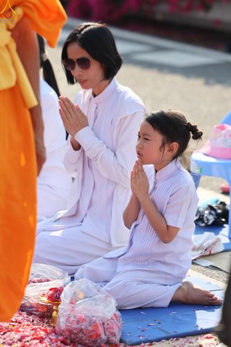 ภาพ No.305916:วันที่ 25 มกราคม พ.ศ. 2569 พิธีต้อนรับพระธรรมยาตรา วัดพระธรรมกาย(ภาพชุดที่ 4) ในโครงการธรรมยาตรา กตัญญูบูชา มหาปูชนียาจารย์ พระมงคลเทพมุนี(สด จนฺทสโร) พระผู้ปราบมาร อนุสรณ์สถาน 7 แห่ง ปีที่ 14