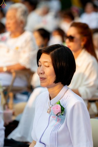 ภาพ No.296928:วันที่ 17 มกราคม พ.ศ. 2569 พิธีจุดประทีปถวายเป็นพุทธบูชา และบูชาธรรมมหาปูชนียาจารย์  ณ วัดโบสถ์บน ต.บางคูเวียง จ.นนทบุรี อนุสรณ์สถานลำดับที่ 4 สถานที่เกิดด้วยกายธรรม ในโครงการธรรมยาตรา กตัญญูบูชา มหาปูชนียาจารย์ พระมงคลเทพมุนี(สด จนฺทสโร) พระผู้ปราบมาร อ