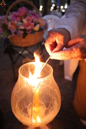 ภาพ No.289125:วันที่ 6 มกราคม พ.ศ. 2569 พิธีจุดประทีปถวายเป็นพุทธบูชา และบูชาธรรมมหาปูชนียาจารย์ ณ อนุสรณ์สถานมหาวิหารพระมงคลเทพมุนี (โลตัสแลนด์) อ.สองพี่น้อง จ.สุพรรณบุรี ในโครงการธรรมยาตรา กตัญญูบูชา มหาปูชนียาจารย์ พระมงคลเทพมุนี(สด จนฺทสโร) พระผู้ปราบมาร อนุสรณ์สถ